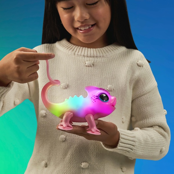 Little Live Pets - Bright Light Chameleon: Nova | Smyths Toys Ireland