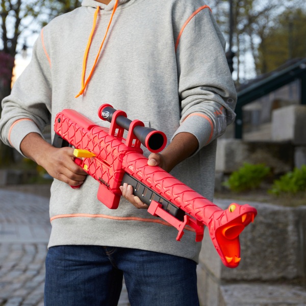 Nerf Roblox Zombie Attack Viper Strike Sniper Blaster with 6 Nerf