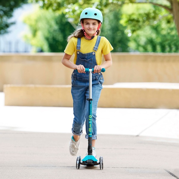 Maxi Micro Deluxe LED Foldable Green Scooter | Smyths Toys Ireland