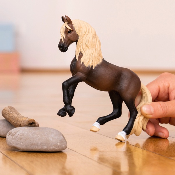 Figurine Schleich 13952 Étalon Paso Péruvien Horse Club - 13.8x3.3x10.2cm - Dès 5 Ans