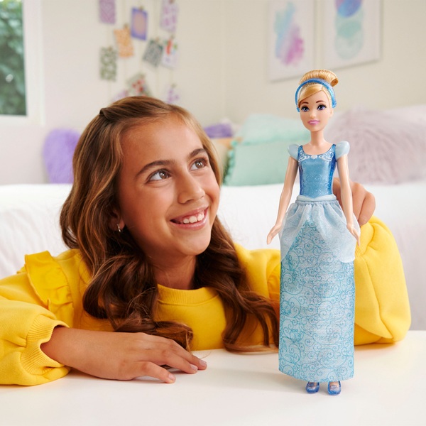 Genealogie jurk Heup Disney prinses pop Assepoester | Smyths Toys Nederland
