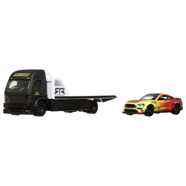 Hot Wheels Premium Team Transport ‘23 Ford Mustang Rtr And Aero Lift Vehicle Smyths Toys Uk 9700
