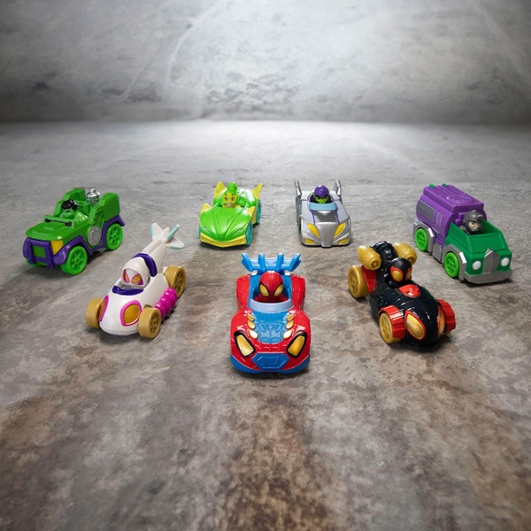 Spidey and Amazing Friends Diecast Cars 7 Pack | Smyths Toys Ireland