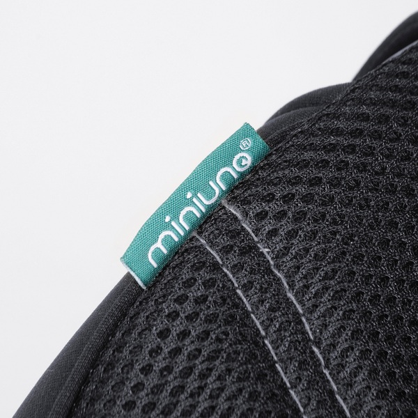 miniuno BoostaFix R129 ISOFix Car Booster Seat 125 to 150cm Smyths