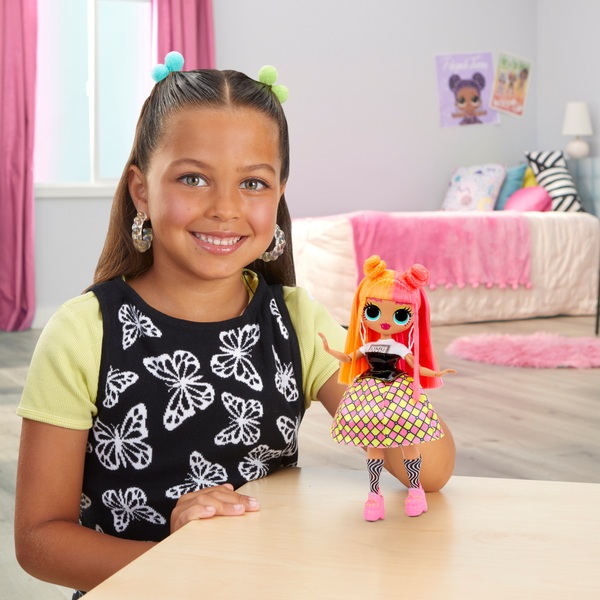 L.O.L. Surprise! O.M.G. Neonlicious Fashion Doll | Smyths Toys UK