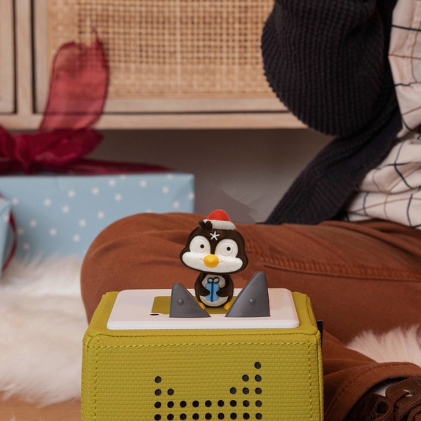 christmas penguin tonie