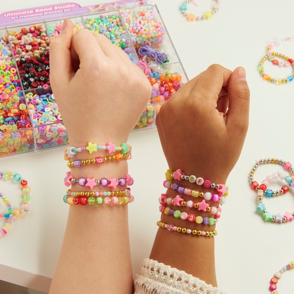 Ultimate Bead Studio DIY Friendship Bracelet Set with 10,000 Pieces