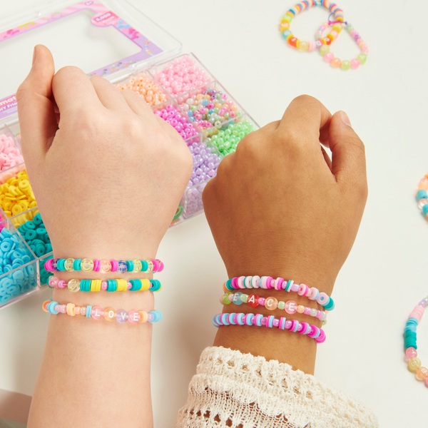 Ultimate Bead Studio DIY Friendship Bracelet Set with 5000 Pieces