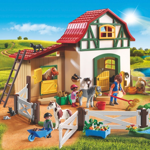 Playmobil 5684 Country Pony Farm with Pony Stalls and Storage Loft ...