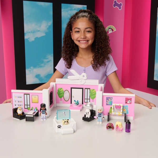 Adopt Me! Pet Salon Deluxe Playset | Smyths Toys UK