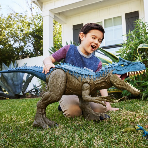 Jurassic World Super Colossal Allosaurus | Smyths Toys UK