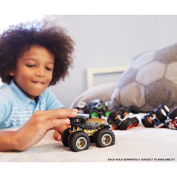 Hot wheels - monster jam truck - véhicule miniature - modèle aléatoire -  Autres jeux d'éveil - Achat & prix