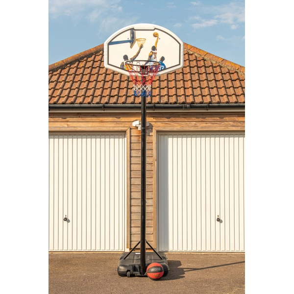 Großer Basketballständer Turnier