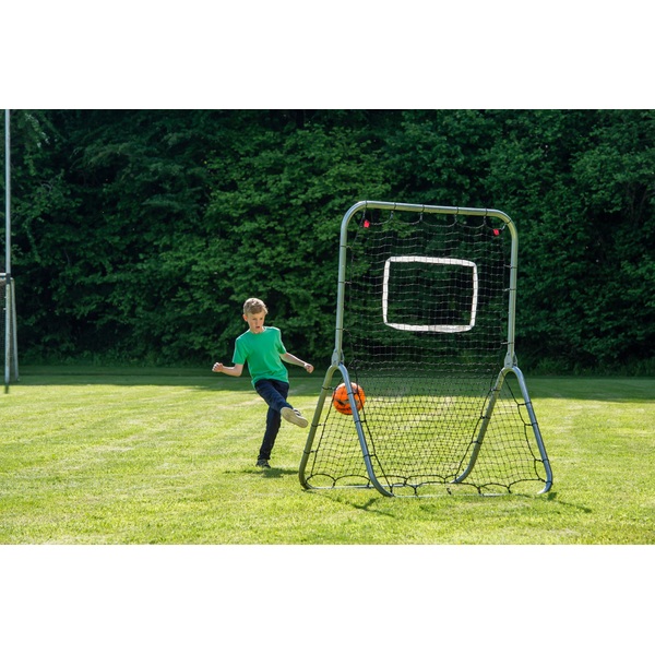 Verstellbarer Fußball-Rebounder