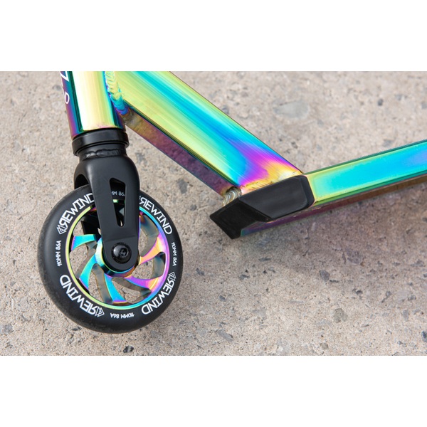 Rewind Stunt Scooter Neo Chrome Kinderroller bunt/chrom Smyths Toys