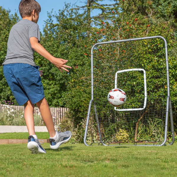 Fussball Rebounder Smyths Toys Österreich