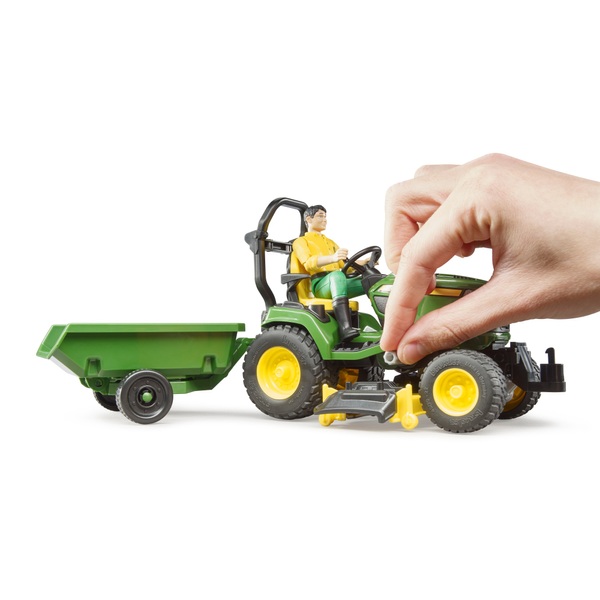 BRUDER 62104 bworld John Deere Aufsitzrasenmäher mit Anhänger und