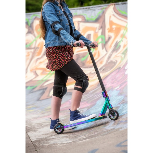 Blindside Neo Chrome Stunt Scooter Smyths Toys Superstores