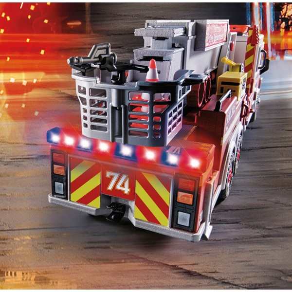 PLAYMOBIL City Action Set 70935: Feuerwehr-Fahrzeug US Tower Ladder