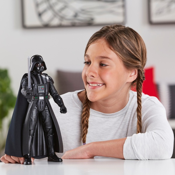Star Wars Galactic Action Darth Vader Actionfigur mit Licht und Sound Smyths Toys Deutschland