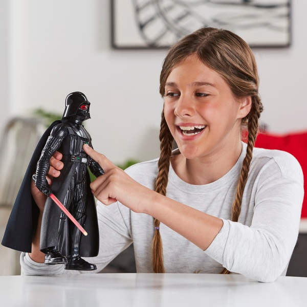 Star Wars Galactic Action Darth Vader Actionfigur mit Licht und Sound Smyths Toys Deutschland