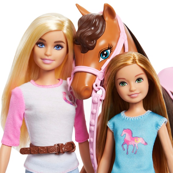 Barbie Hundespaziergang Spielset Mit Laufendem Hund - Inklusive Puppe, Kehrset & Hundezubehör JJB46