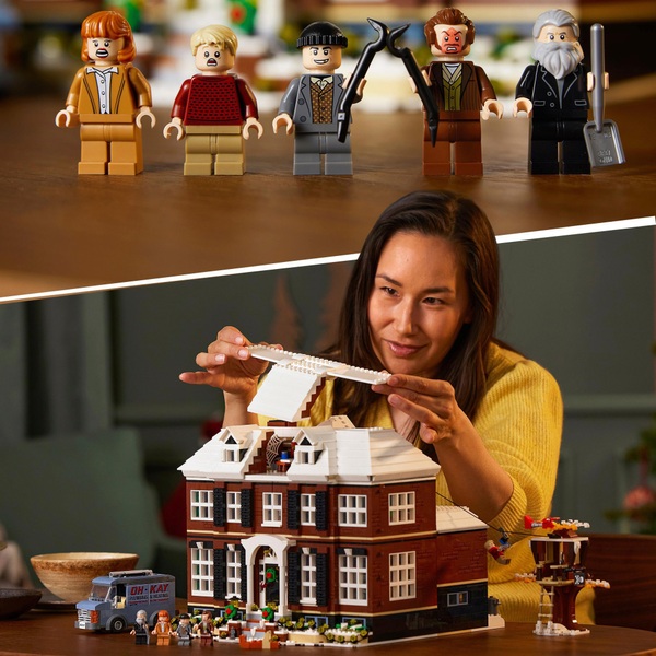 LEGO Ideas 21330 Home Alone Kevin allein zu Haus Set Smyths Toys Deutschland