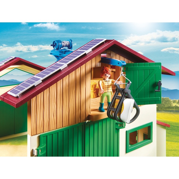 PLAYMOBIL Country 70132 Großer Bauernhof mit Silo | Smyths Toys Superstores