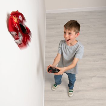 Dominator Remote Control Wall Climbing Car