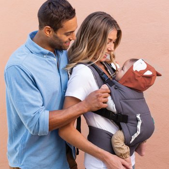 Infantino Ergonomische Babytrage Cuddle Up mit Fuchs-Kapuze grau