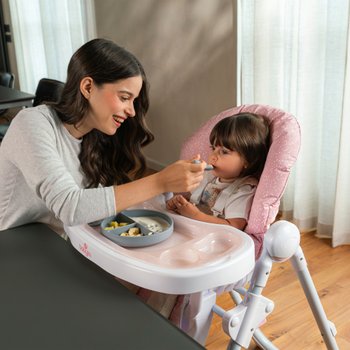 Smyths discount feeding chair