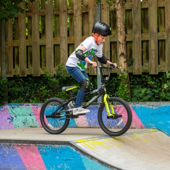 Smyths toys store bmx bikes