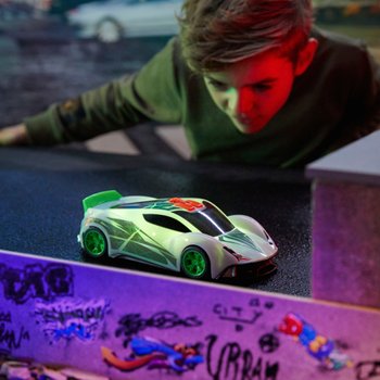 Super Wheelz Lights & Sounds Neon Zoom Race Car