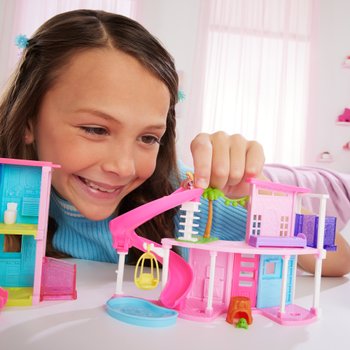 Barbie Mini BarbieLand Haus Set mit Traumvilla 1 und Barbie Figur
