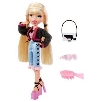 Bratz Goin' Out! Fashion Doll Cloe