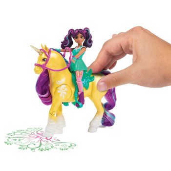 Unicorn Academy Doll Ava & Plant Magic Leaf Set