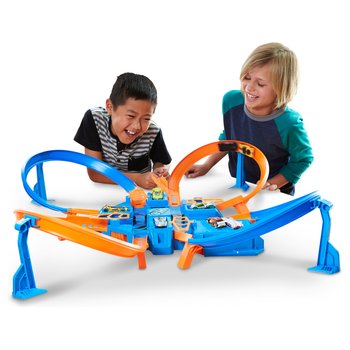 Hot Wheels Action Criss Cross Crash Playset