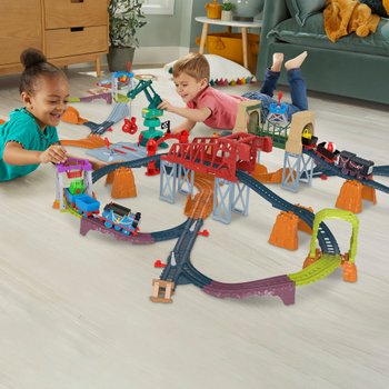 Thomas & Friends Thomas & Diesel Raceway Train Track Set 80 Pieces