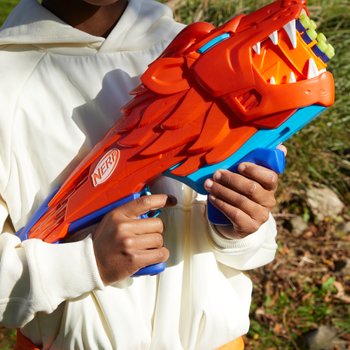 Nerf - Blaster Wild Junior Lionfury avec 16 Fléchettes
