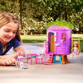 Barbie - Coffret Poupée Chelsea Cabane dans les Arbres