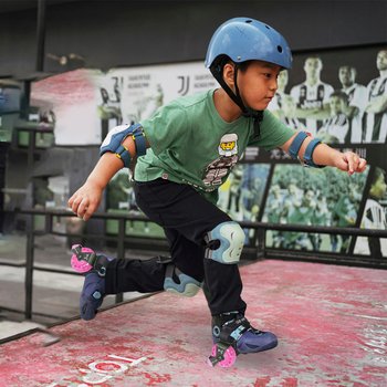 Mii.Go Flashing Roller Wheeled Shoe Pink Skates with Lights