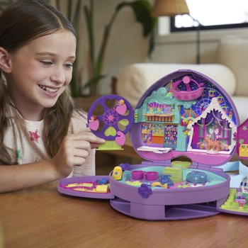 Polly Pocket Go Tiny! Backpack Compact Theme Park