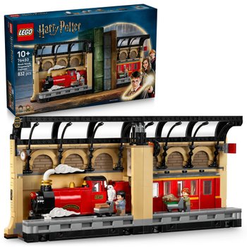 LEGO Harry Potter 76450 Book Nook: Hogwarts Express Set