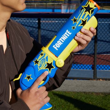 NERF Fortnite Blaster Half Tone Hero mit 12 Pfeilen