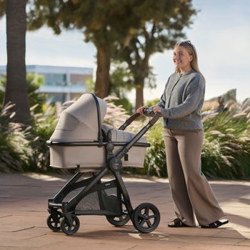 Zummi Panorama XTi 2-in-1 Travel System with EnfaSafe i-Size Car Seat Nougat