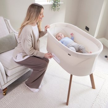 Nested Motion Electric Bedside Crib