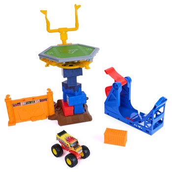 Monster Jam Smash & Bash Playset Classroom Crusher Crash Course