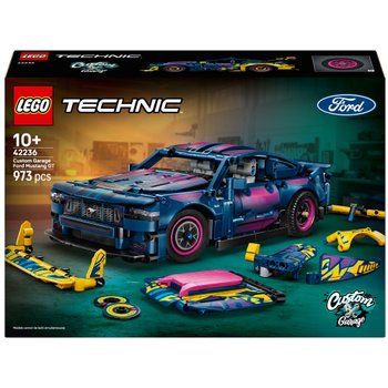 LEGO Technic 42236 Custom Garage Ford Mustang GT Car Set