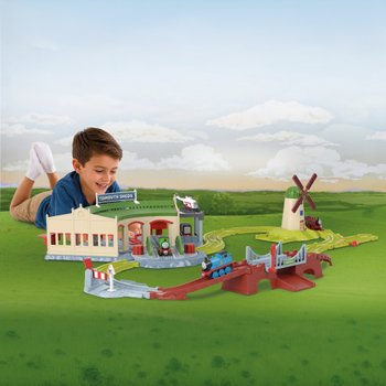 Fisher-Price Thomas & Friends Exploring Tidmouth Sheds Train Set