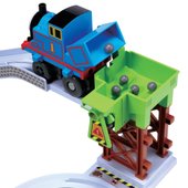 thomas the tank engine big loader
